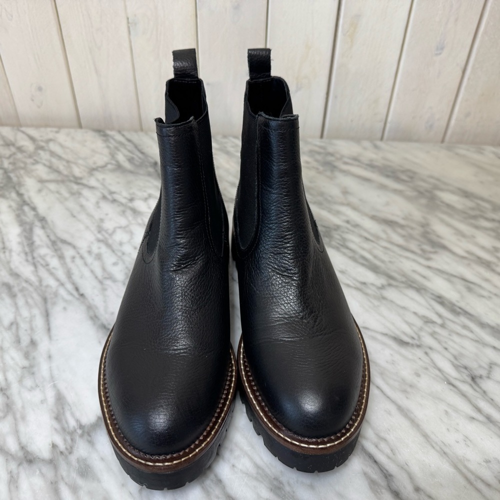 Caslon, Miller Water Resistant Lug Chelsea Boot, Black Leather Ankle Boots - Picture 3 of 9
